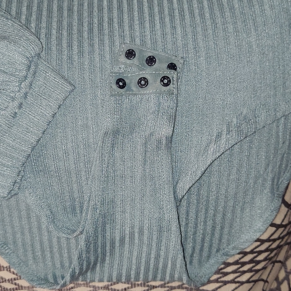 Bodysuit - Picture 2 of 8